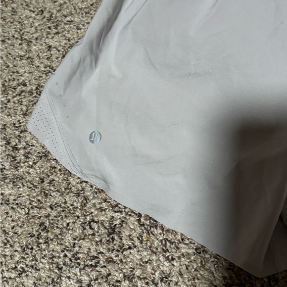 Lululemon shorts - Picture 6 of 7